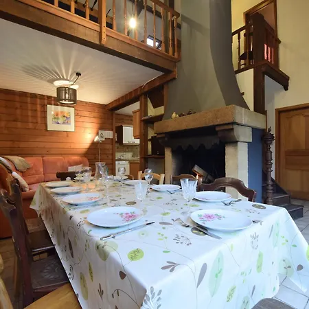 Family With Garden Дом отдыха